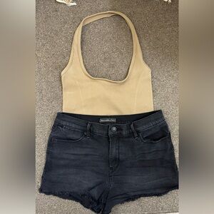 Abercrombie & Fitch black Denim Shorts and American Eagle 🦅 beige halter top